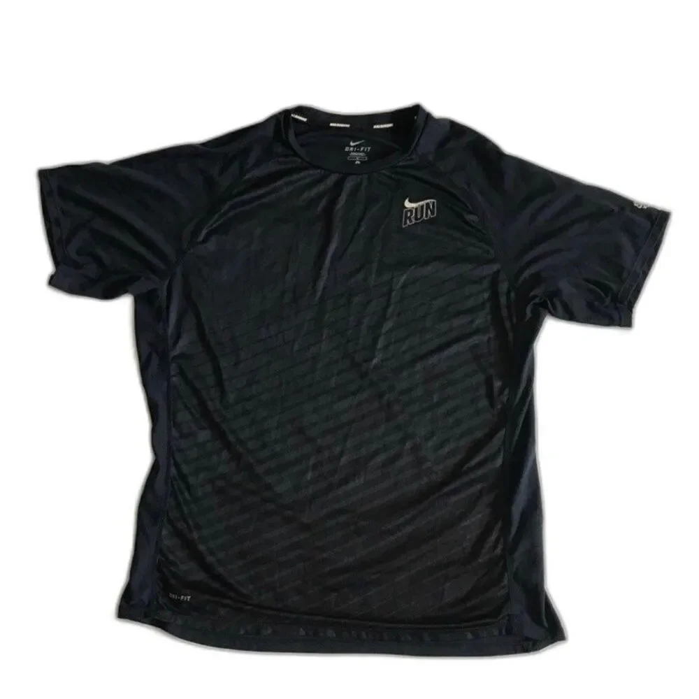 Nike RUN Running Athletic Dri Fit Shirt Mens Large Short Sleeve Navy Blue EUC
